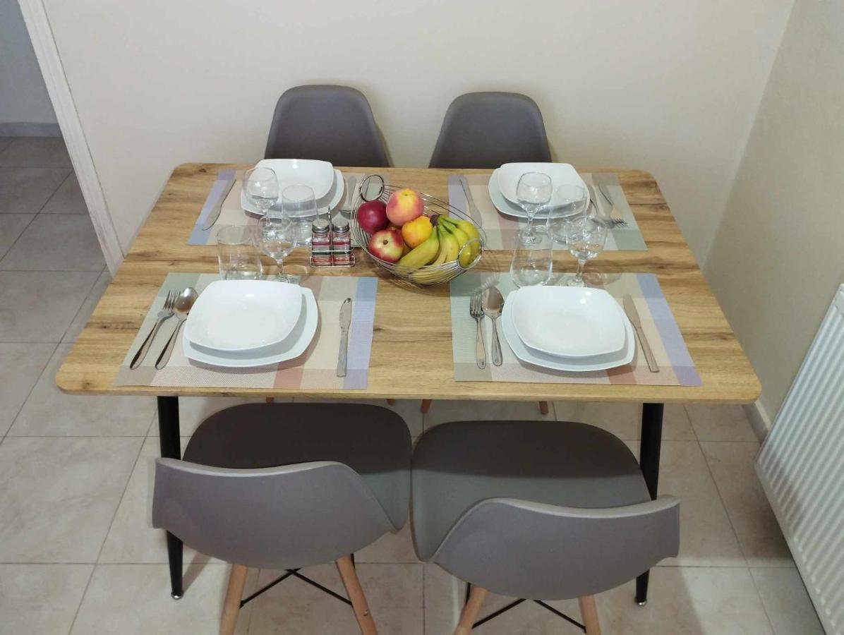 Istamos Apartment Stamni Exteriér fotografie