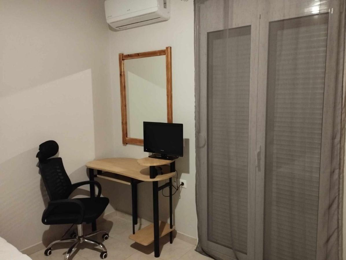 Istamos Apartment Stamni Exteriér fotografie